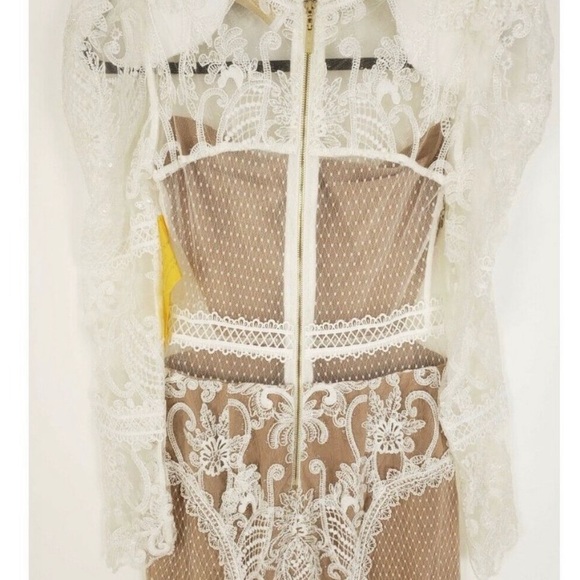 Bronx and Banco Barocco Gown in White - Picture 10 of 12